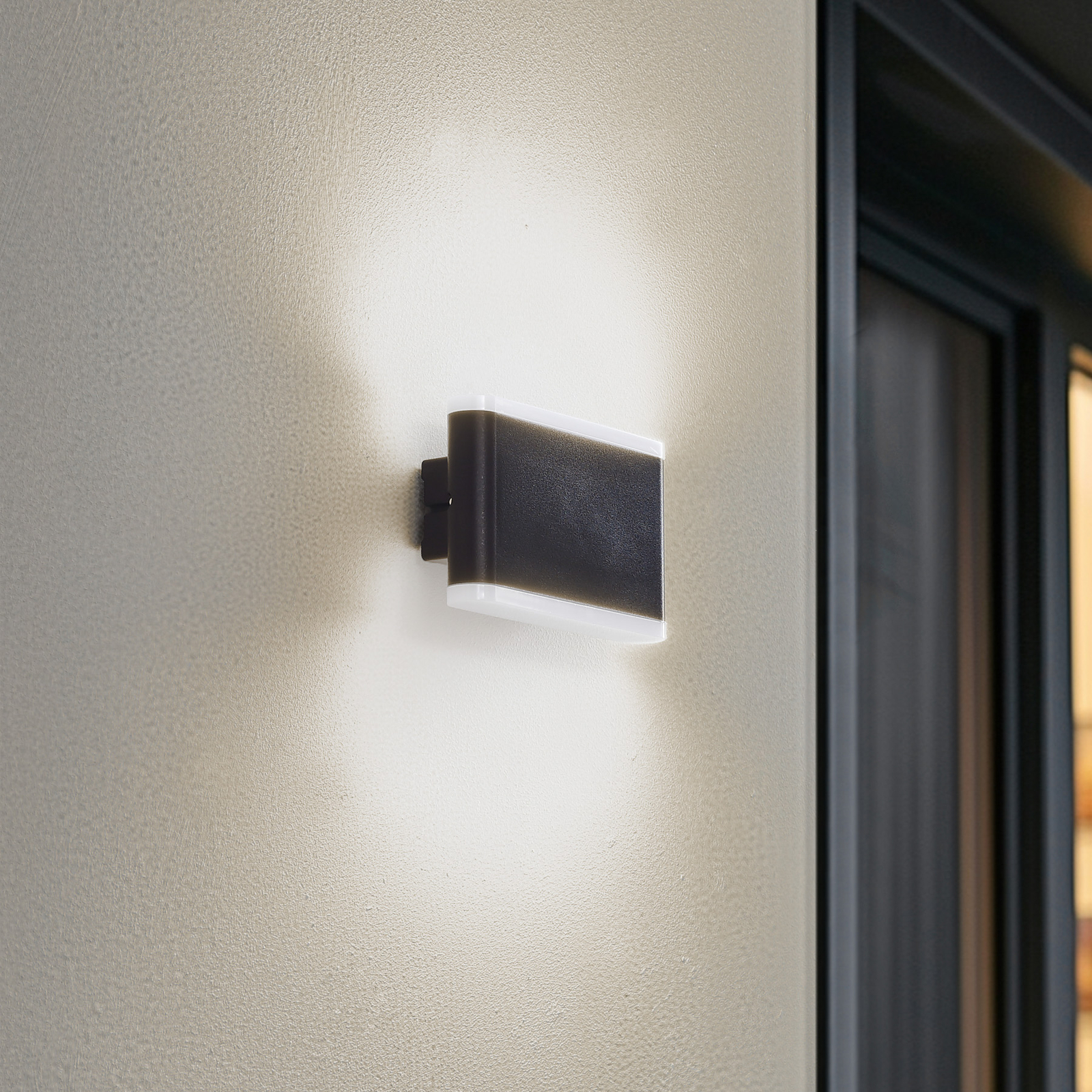 Lindby Smart LED buiten wandlamp Elvi, CCT, RGB, Tuya, IP54